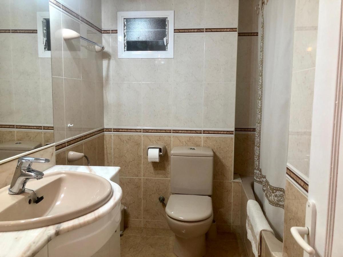 SALOU 1 linia de mar 3 baños 3 hab.WIFI 110m2 Salou Exterior foto